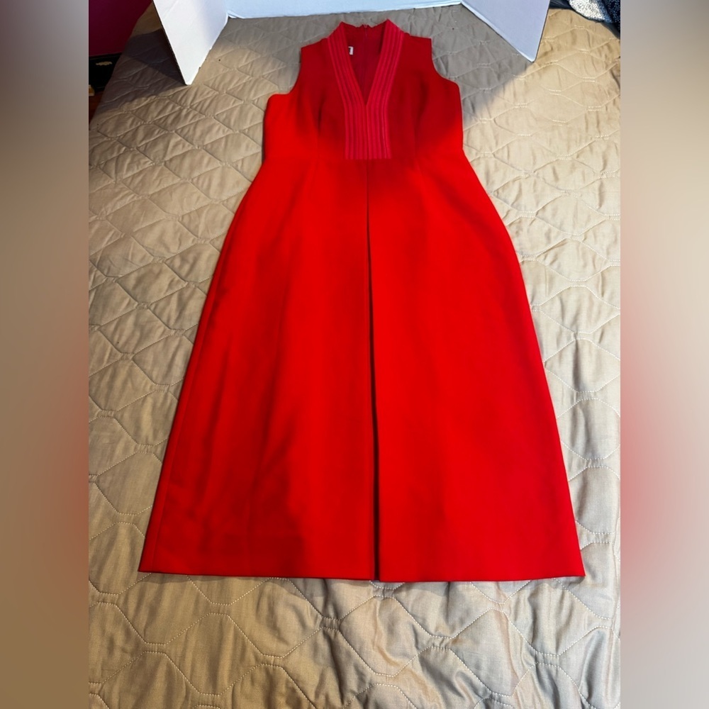 Ann Klein Fit & Flare Dress Size 8 Red Sleeveless Knee Length V Neck Classy Work